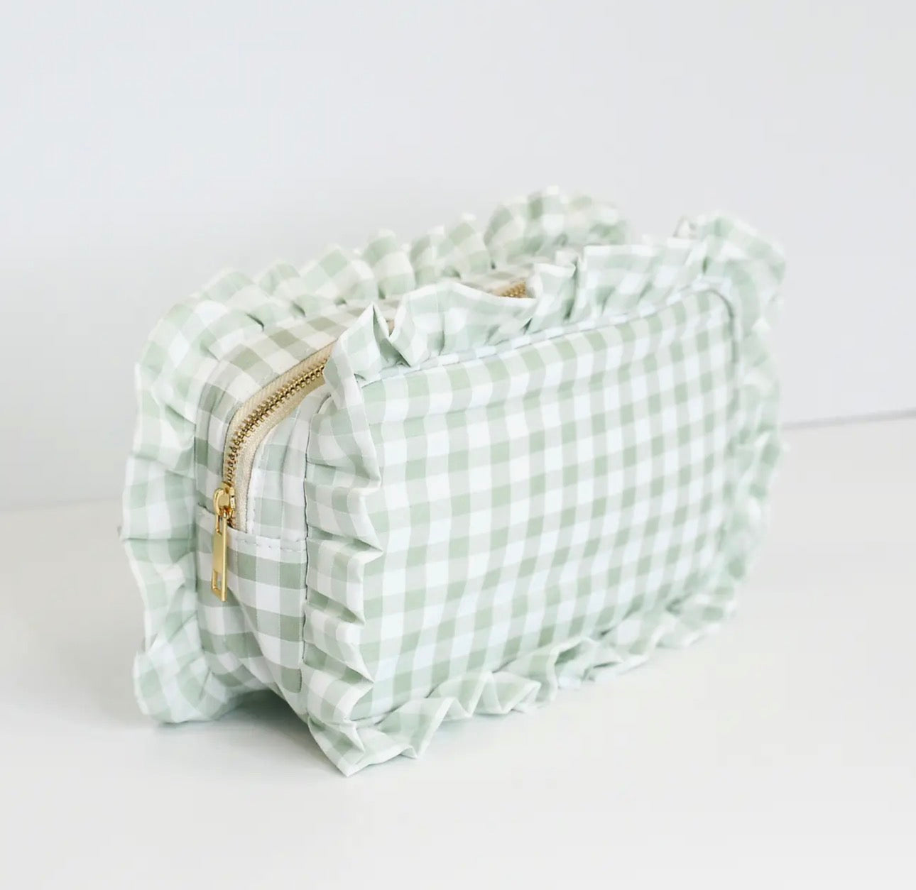 Ruffle Pouch