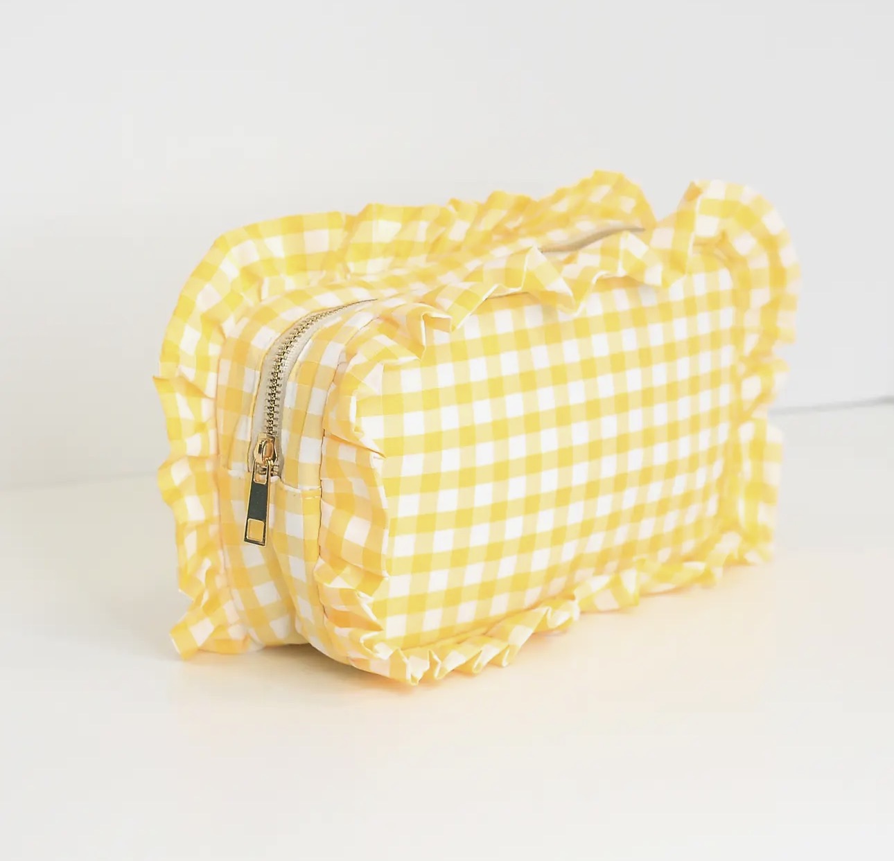 Ruffle Pouch